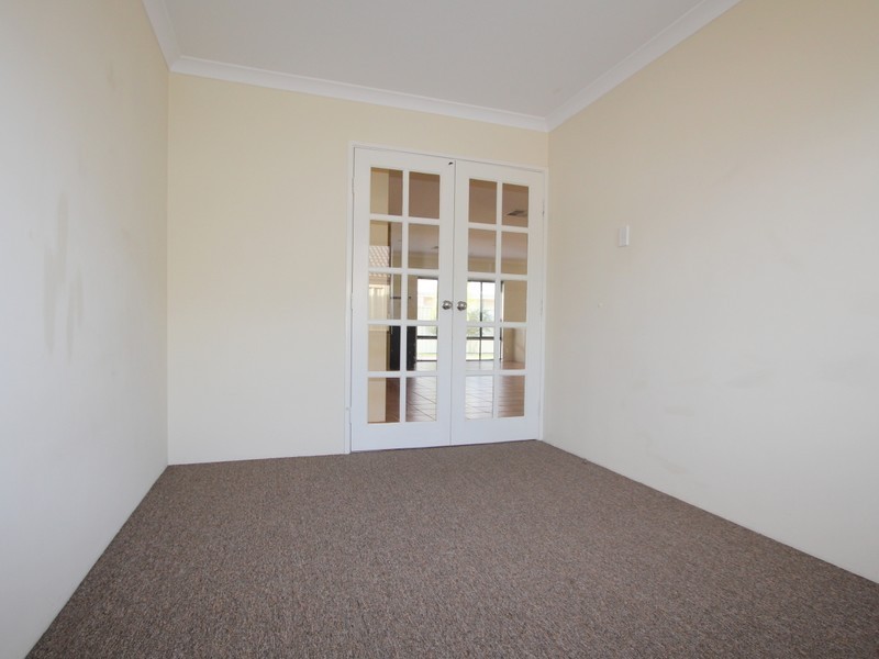 14 Peacock Avenue, Singleton WA 6175