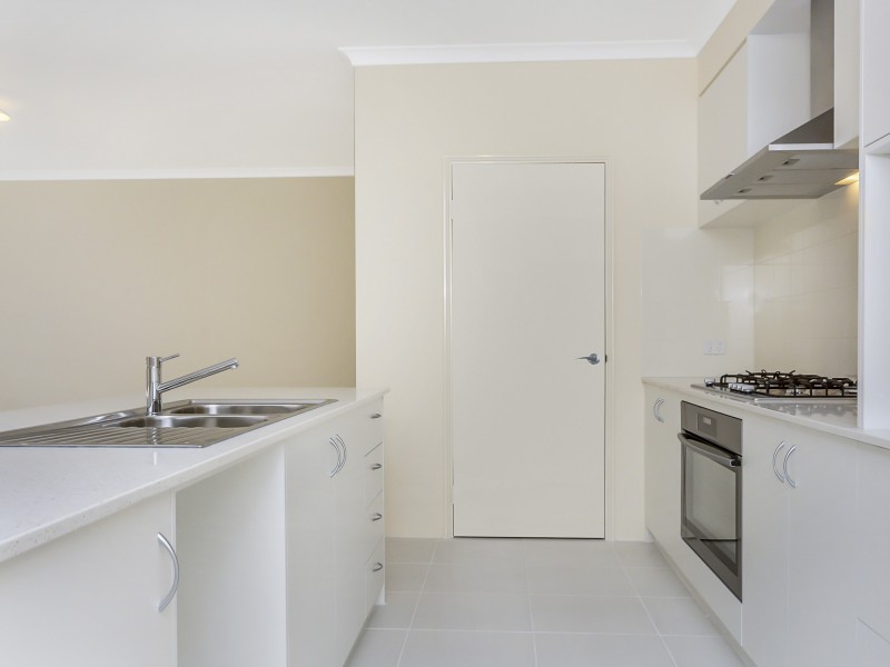 25 Haywire Avenue, Whitby WA 6123