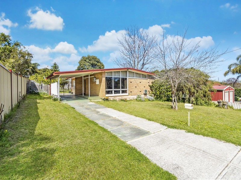 6 Larkin Court, Medina WA 6167