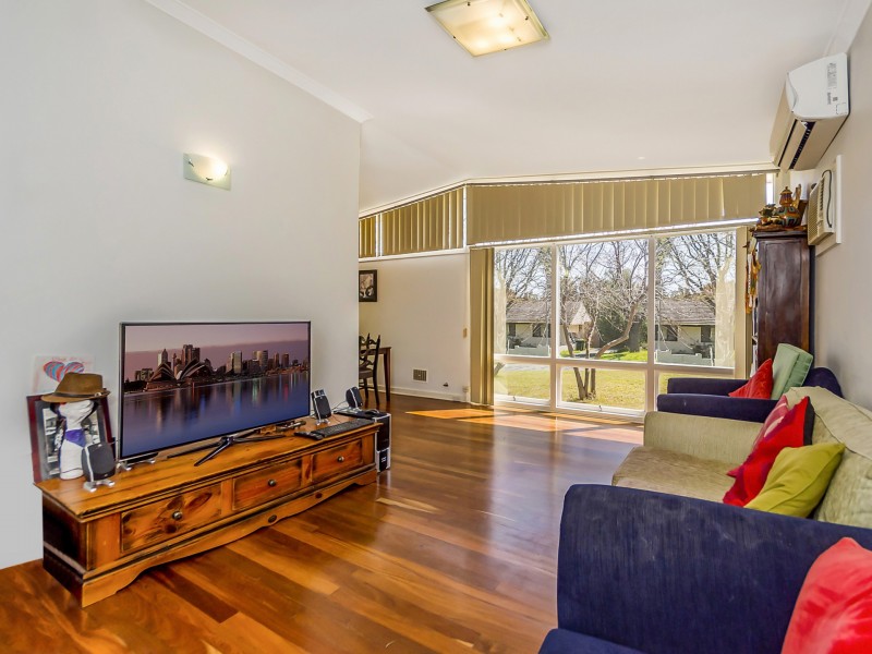 6 Larkin Court, Medina WA 6167