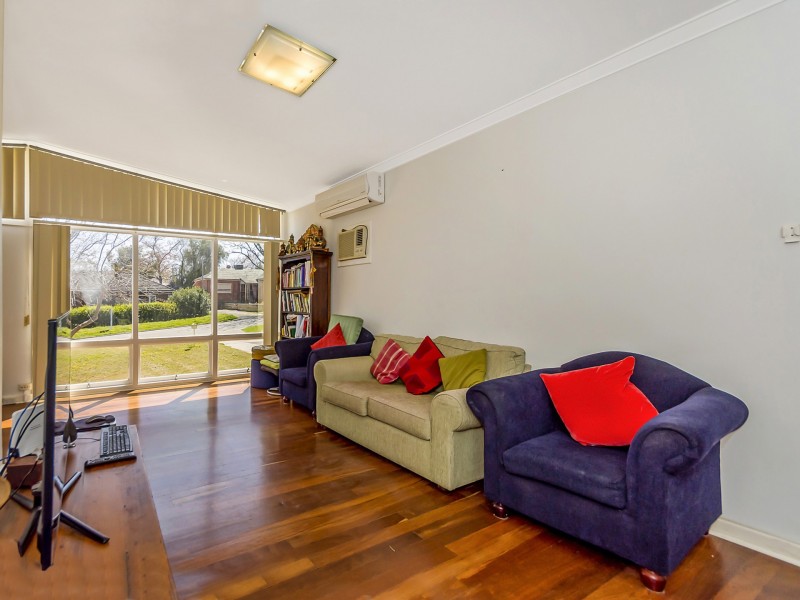 6 Larkin Court, Medina WA 6167