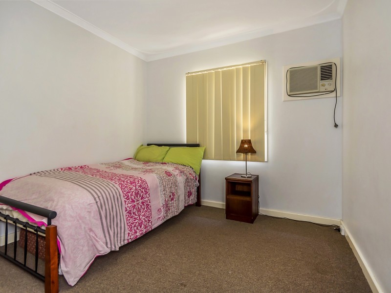 6 Larkin Court, Medina WA 6167