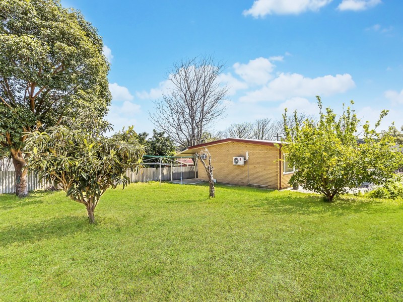 6 Larkin Court, Medina WA 6167