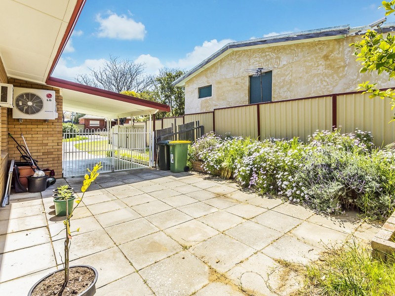 6 Larkin Court, Medina WA 6167