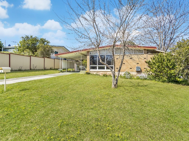 6 Larkin Court, Medina WA 6167