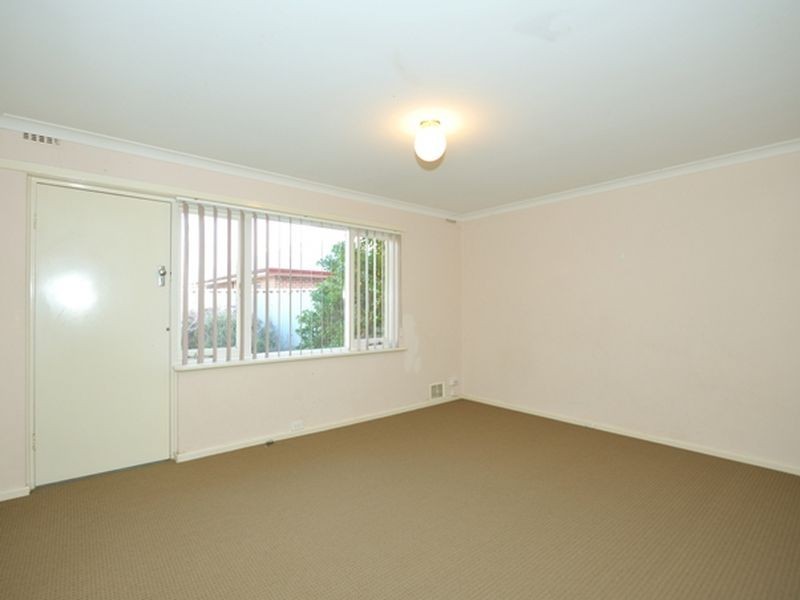 36 Maydwell Way, Calista WA 6167