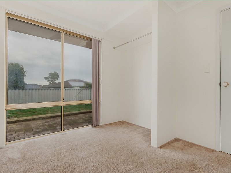 52 Mcnairn Cross, Leda WA 6170