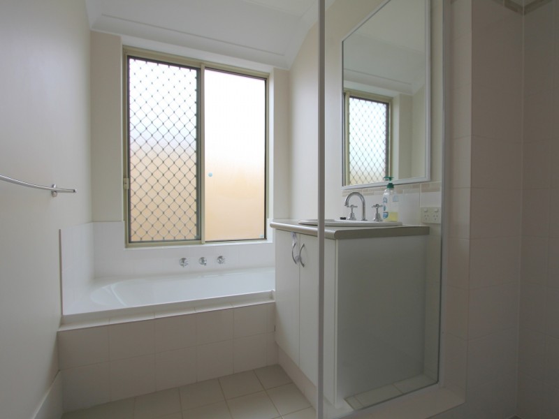 20 Stratford Road, Bertram WA 6167