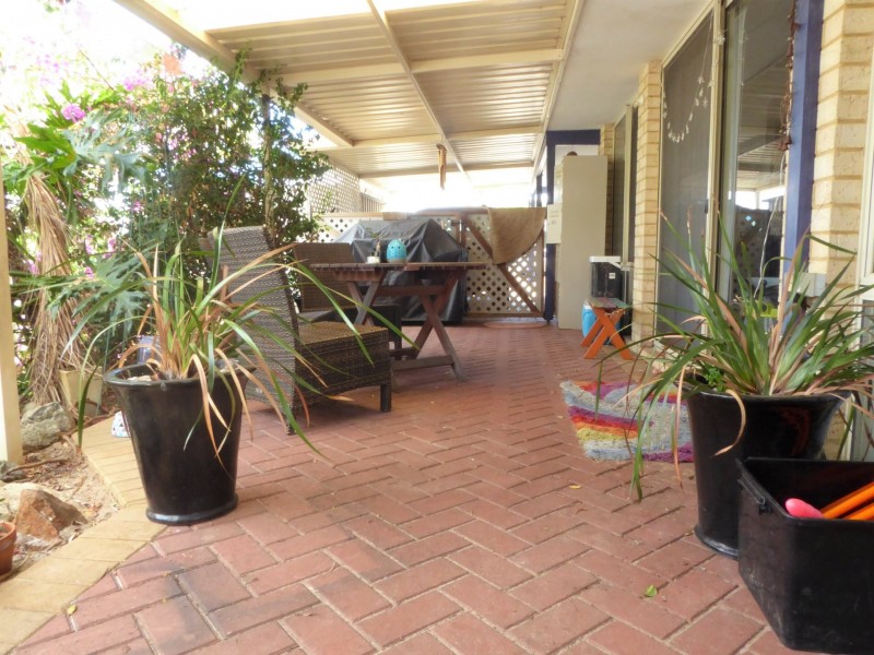 7 Mcnairn Cross, Leda WA 6170