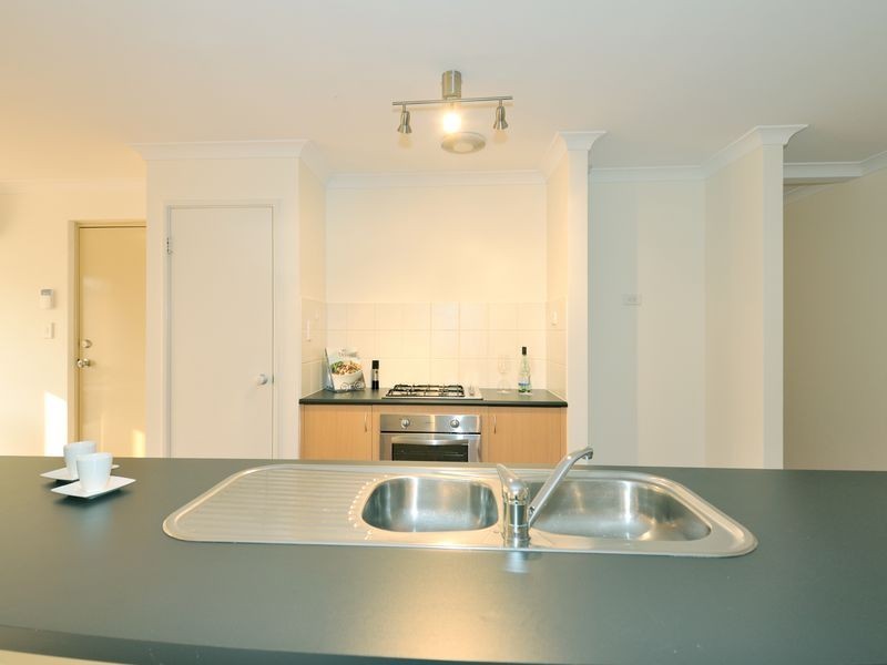 4 Addlestone Brace, Wellard WA 6170