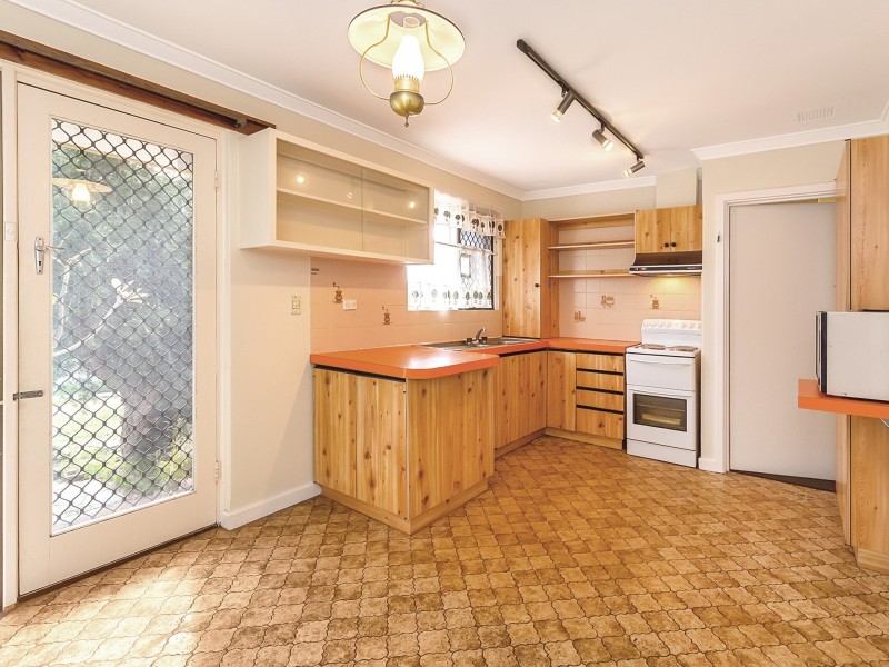 5 David Place, Calista WA 6167