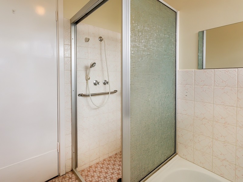 5 David Place, Calista WA 6167