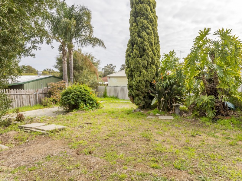 5 David Place, Calista WA 6167