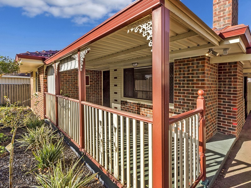 4 Theseus Way, Coolbellup WA 6163