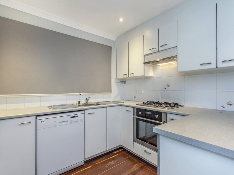 4 Theseus Way, Coolbellup WA 6163