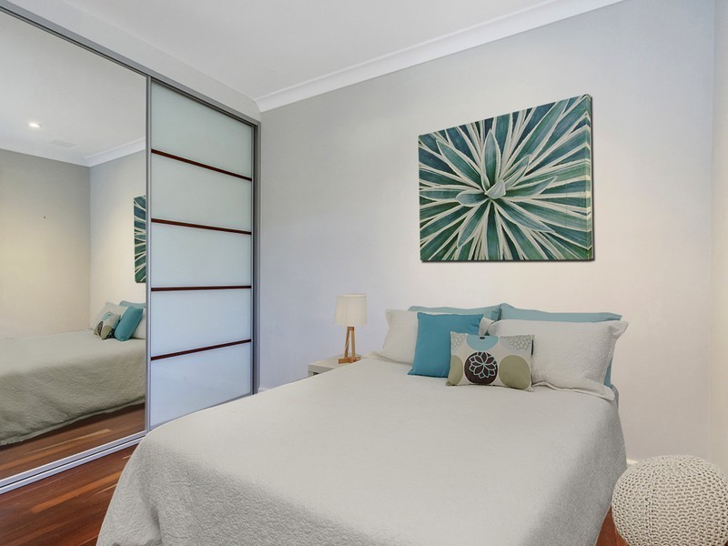 4 Theseus Way, Coolbellup WA 6163