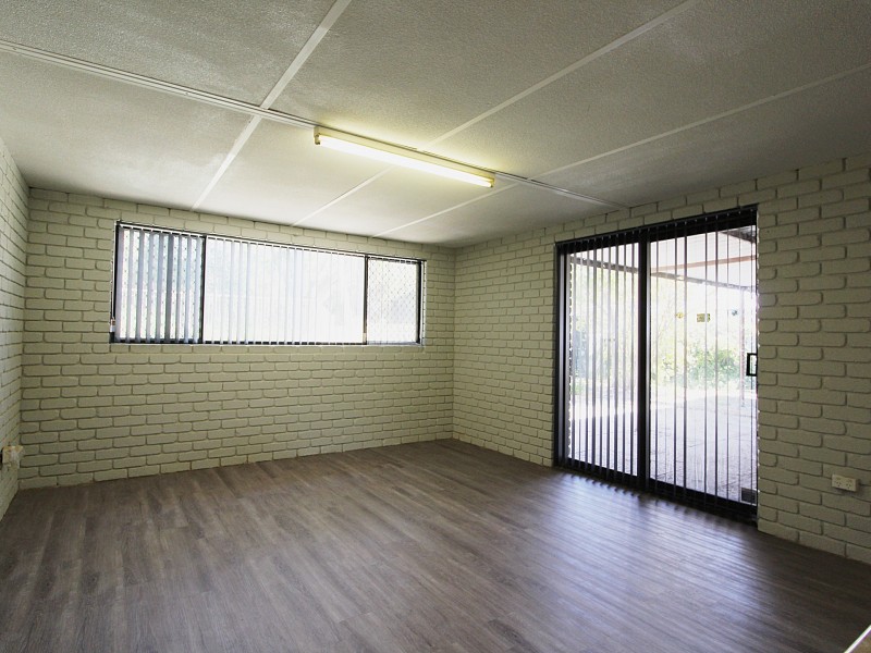 50 Adamson Road, Parmelia WA 6167