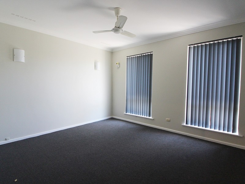 50 Adamson Road, Parmelia WA 6167