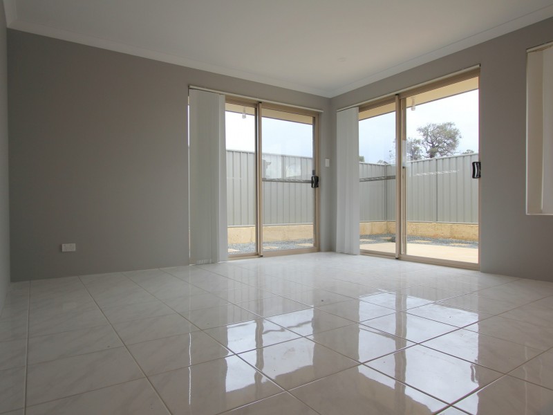 25 Holystone Approach, Wellard WA 6170