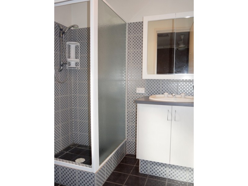 8 Bingham Drive, Success WA 6164