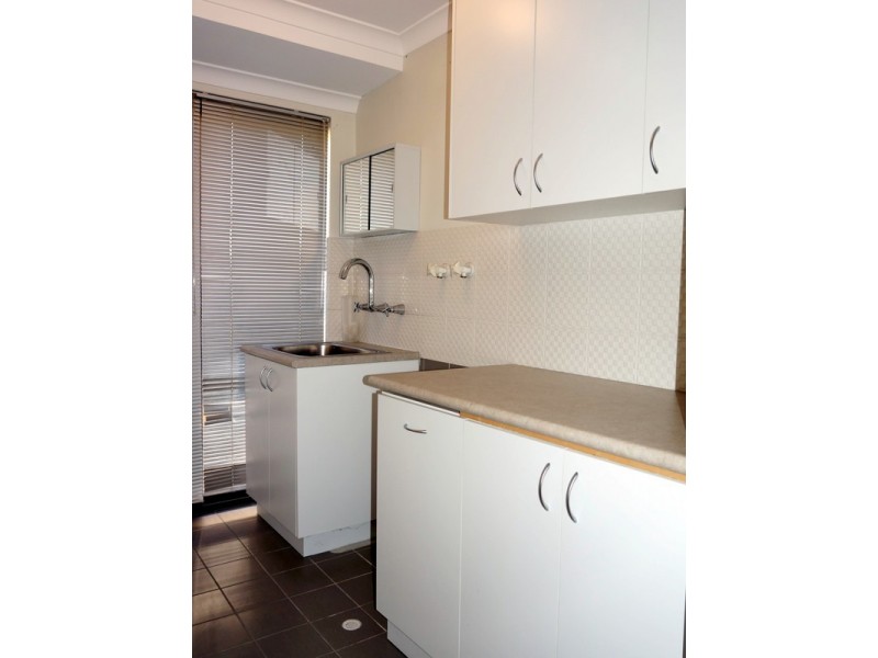 8 Bingham Drive, Success WA 6164