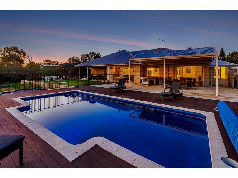 10 Balka Court, Wellard WA 6170