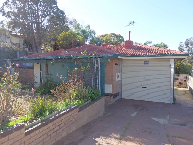 8 Nathaniel Way, Orelia WA 6167