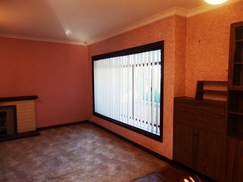 8 Nathaniel Way, Orelia WA 6167