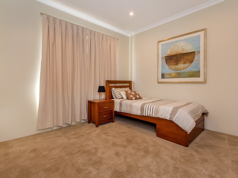 3 Esher Lane, Wellard WA 6170