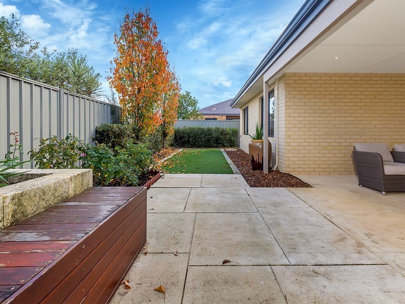 3 Esher Lane, Wellard WA 6170