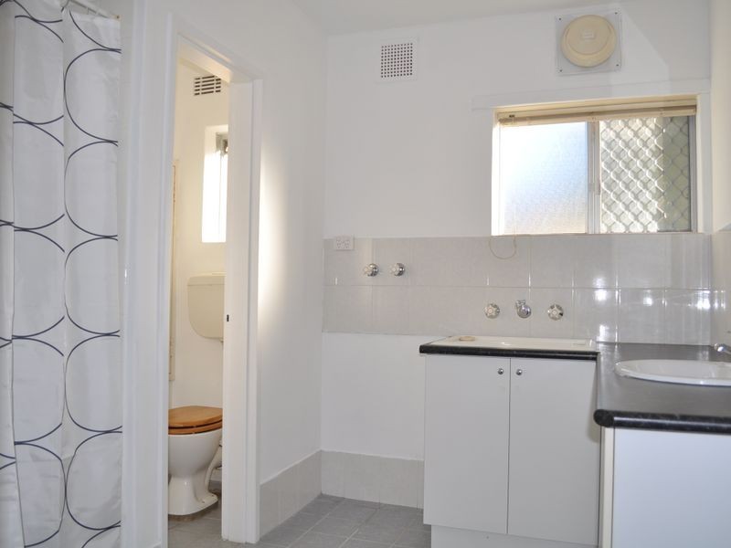 Unit 6/13 Dowling Place, Orelia WA 6167