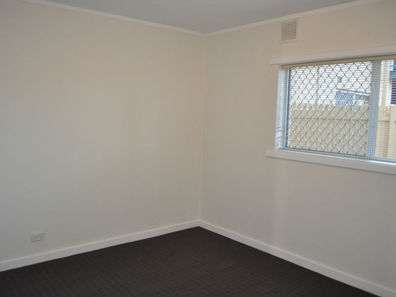 Unit 6/13 Dowling Place, Orelia WA 6167