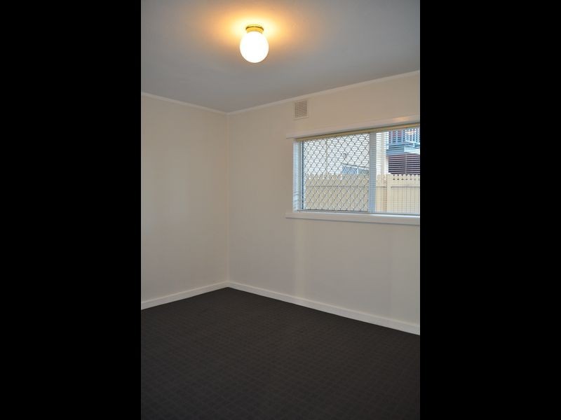 Unit 6/13 Dowling Place, Orelia WA 6167