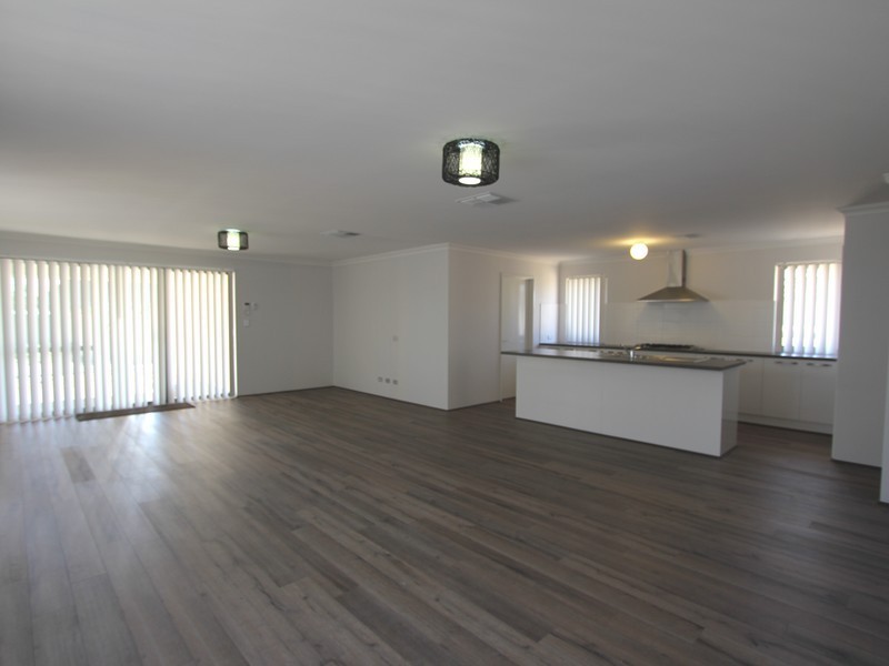 123 Bellingham Parade, Wellard WA 6170