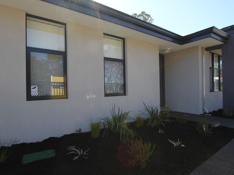 123 Bellingham Parade, Wellard WA 6170