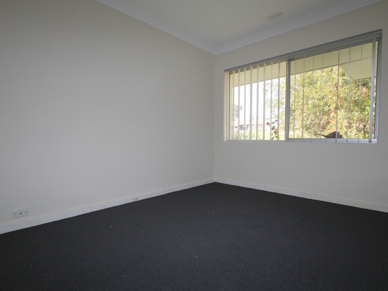 35 Orelia Avenue, Orelia WA 6167