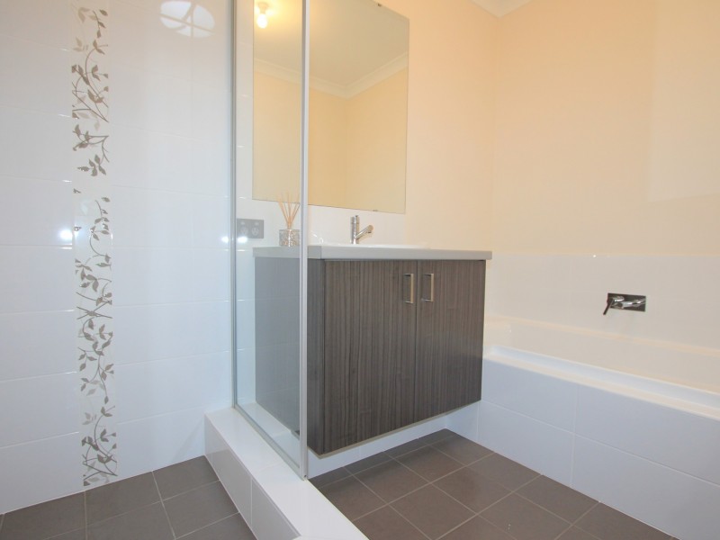 15 Keld Lane, Wellard WA 6170