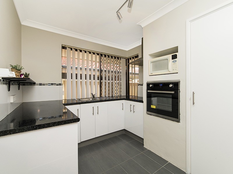 9/3 Alexandra Street, Rockingham WA 6168