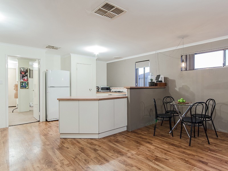 14 Warrior Pass, Bertram WA 6167