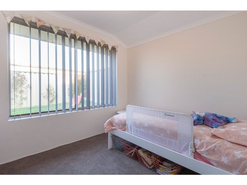 14 Warrior Pass, Bertram WA 6167