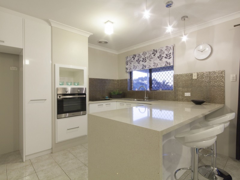 9 Robbins Retreat, Leda WA 6170