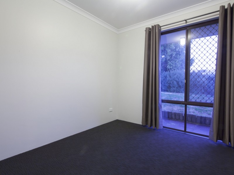 9 Robbins Retreat, Leda WA 6170