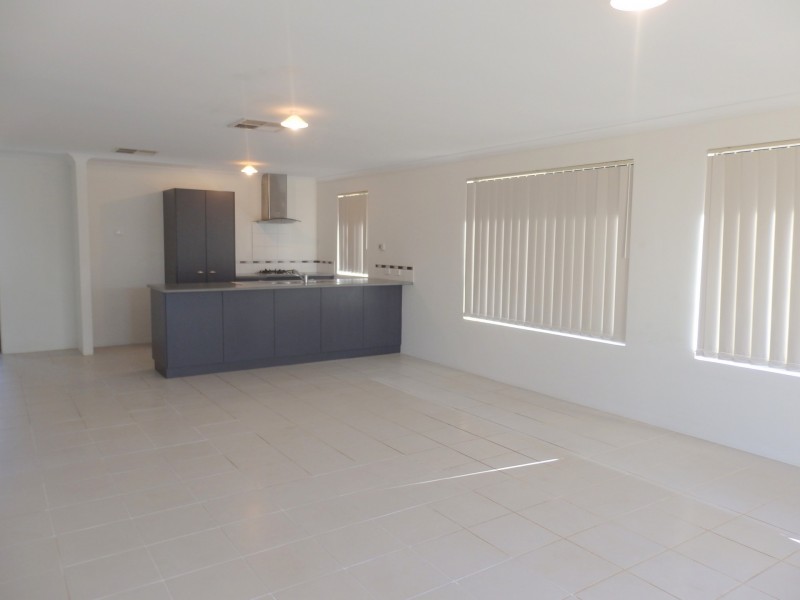 24 Datchet Turn, Bertram WA 6167