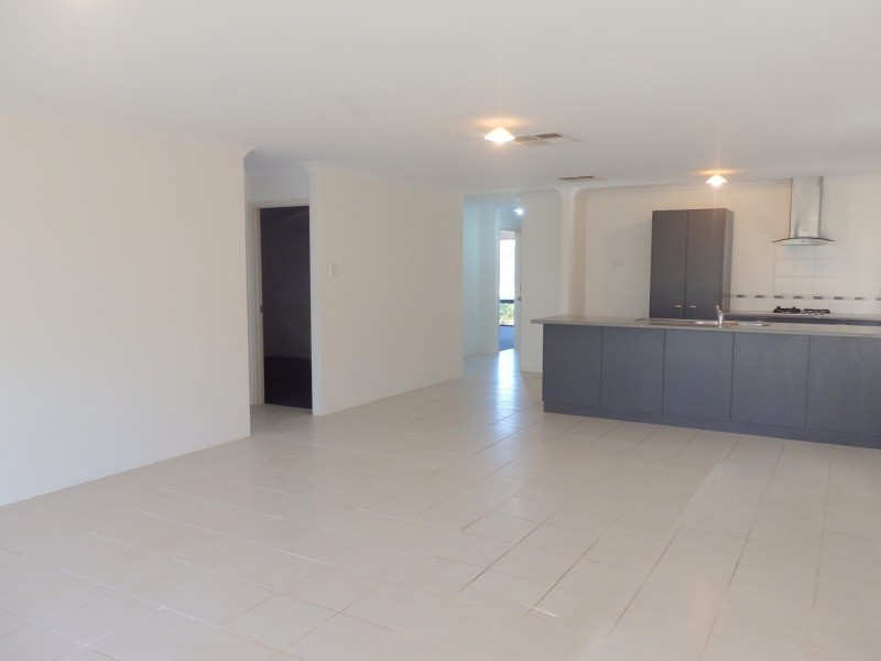 24 Datchet Turn, Bertram WA 6167