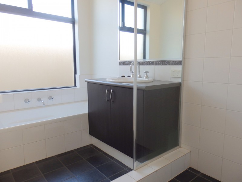 24 Datchet Turn, Bertram WA 6167