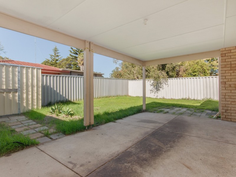 2 Riley Place, Leda WA 6170