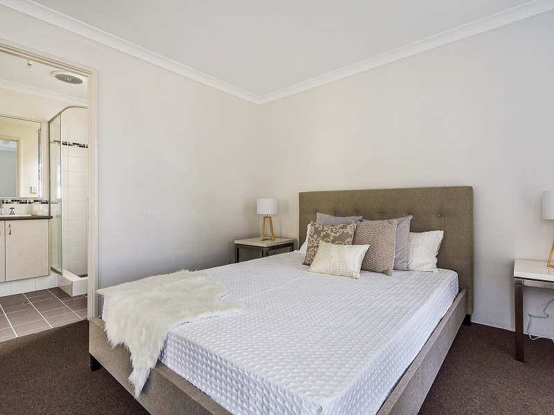 417 Lambeth Circle, Wellard WA 6170