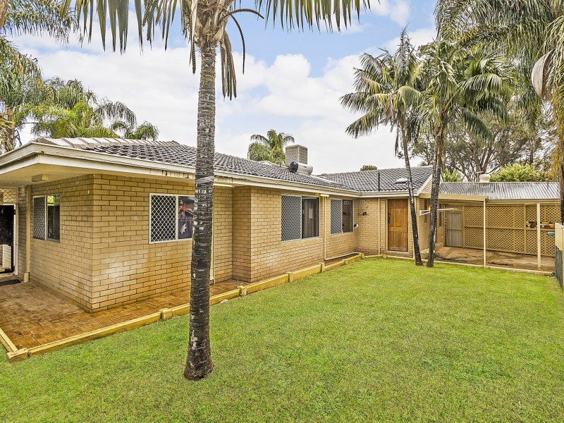 11 Littlemore Road, Orelia WA 6167