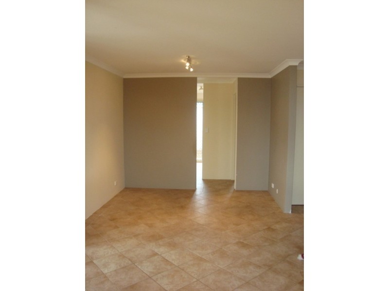 5 Gilling Place, Orelia WA 6167