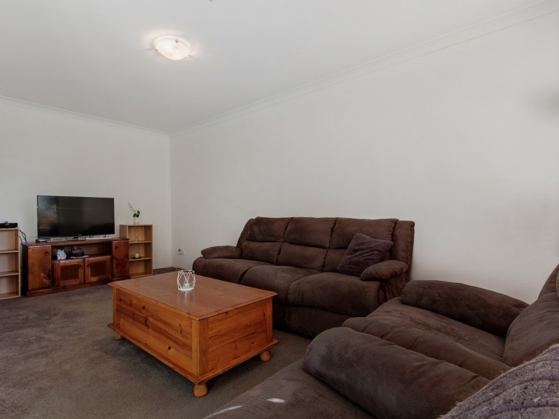 34 Chisham Avenue, Parmelia WA 6167